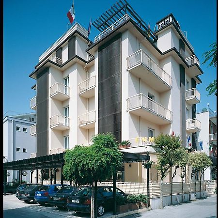 רימיני Hotel Emma Nord מראה חיצוני תמונה
